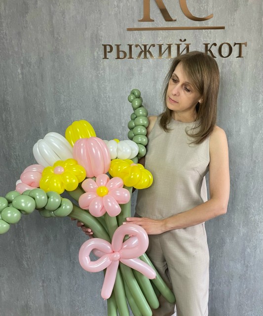 Букет из шаров: ромашки и тюльпаны, студия Рыжий кот